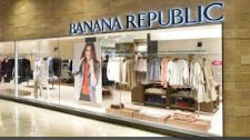 Banana Republic Store